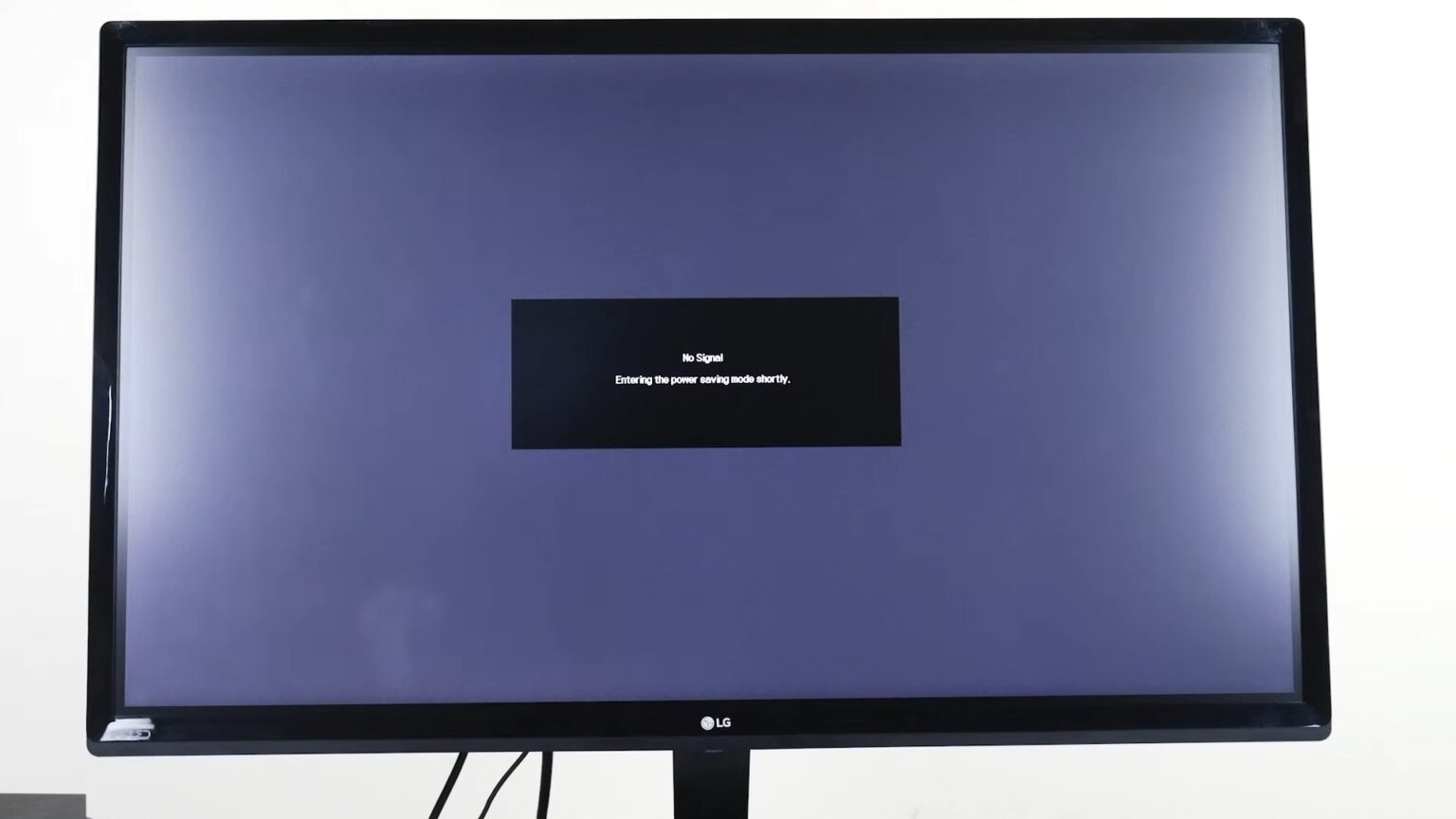 Computer Turns on but Monitor Says No Signal 9 Ways to Fix