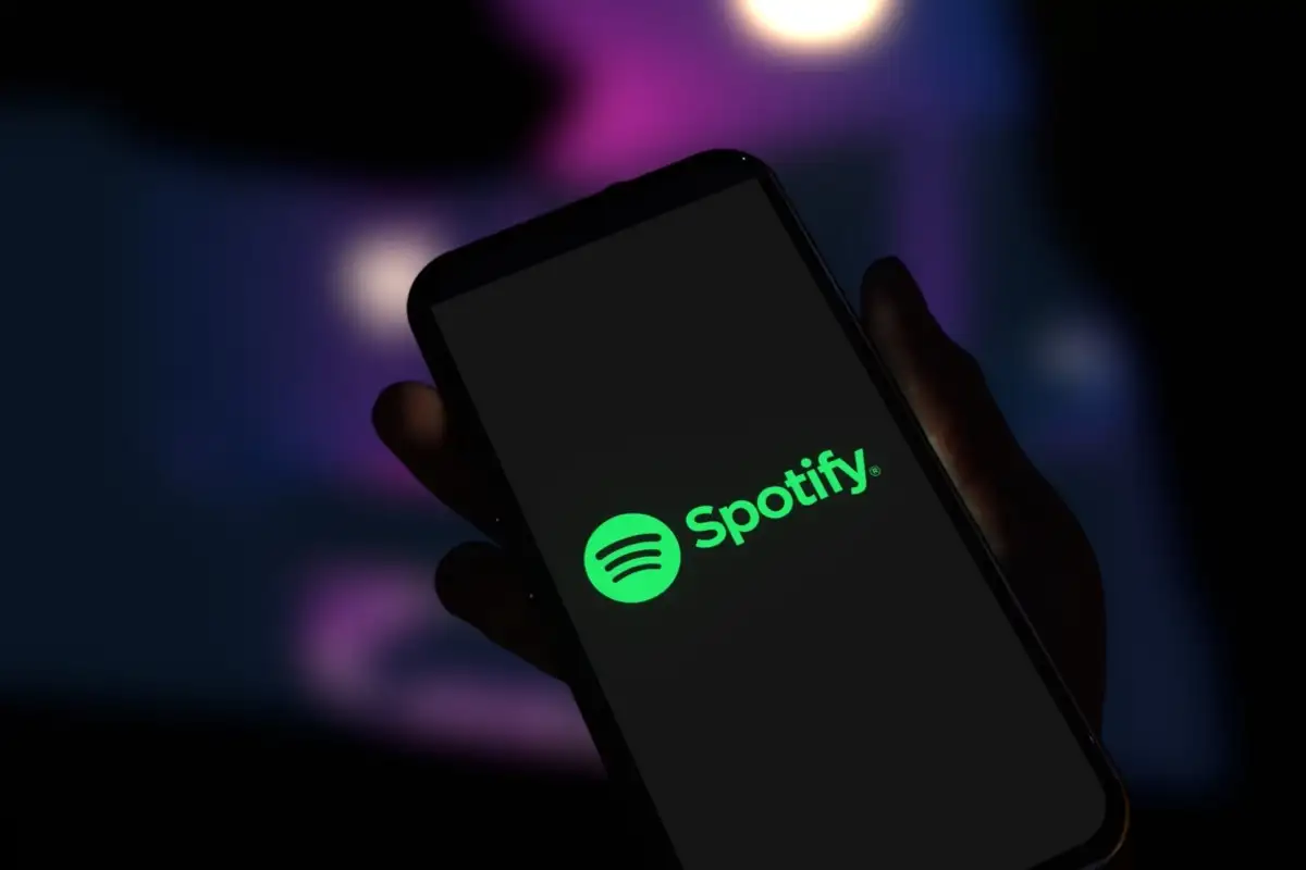 Spotify Can't Play Songs? 12 Ways To Fix It
